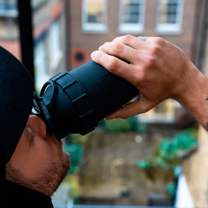 PROTEIN SHAKER BOTTLE 700ML ORIGINAL GLOSSY BLACK